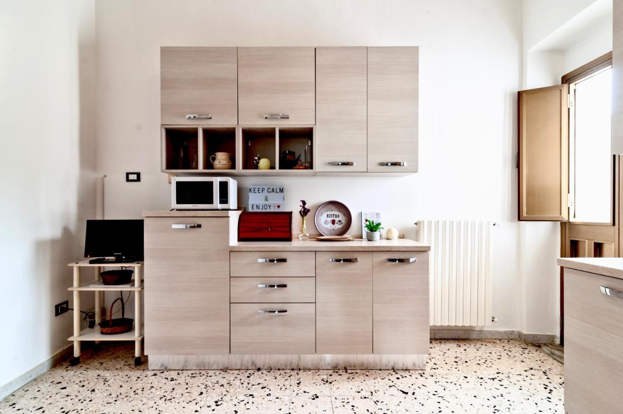 La Casa Di Julia Apartment Lecce Ngoại thất bức ảnh