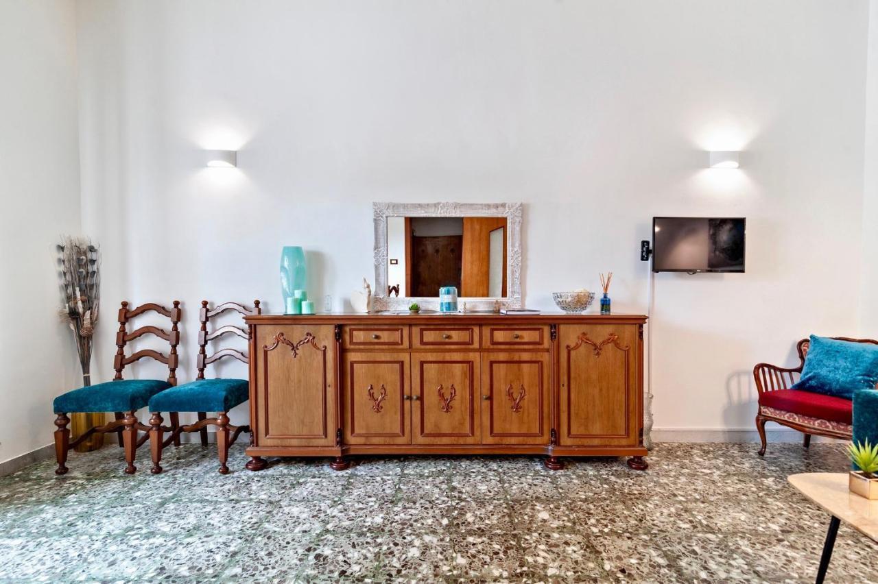 La Casa Di Julia Apartment Lecce Ngoại thất bức ảnh